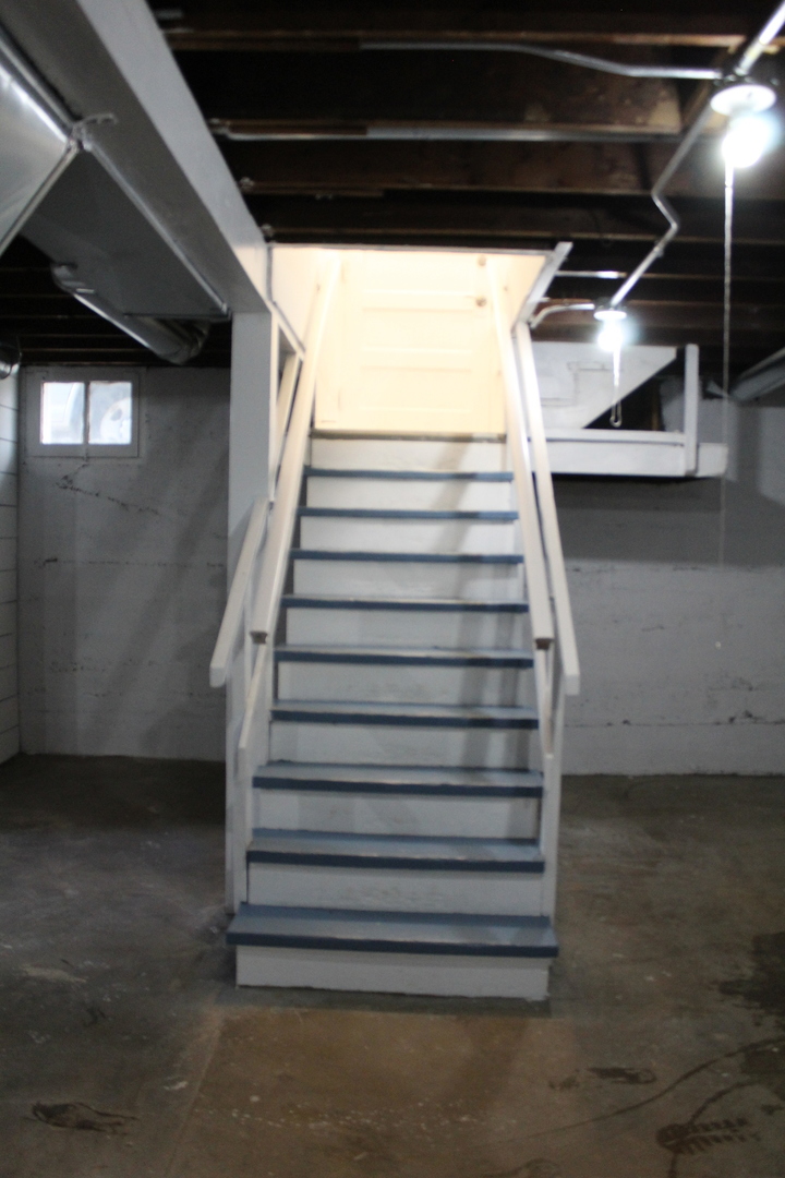 689 Bent Street Elgin, IL 60120 - Photo 17 of 24