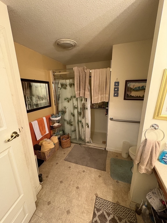 958 Main Street Holyoke, MA 01040 - Photo 7 of 18