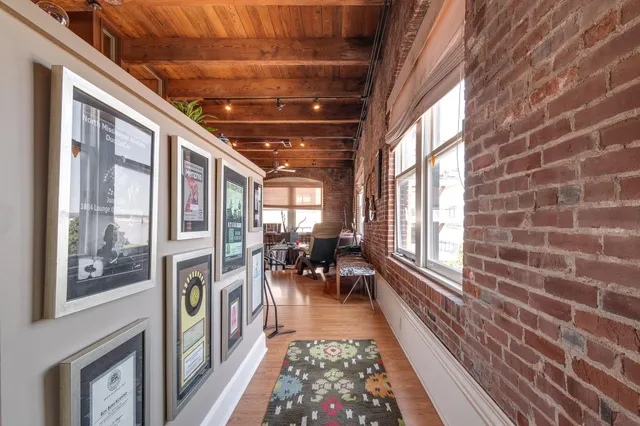 $449,000 | 262 Wagner Place, Unit 402, Memphis, TN 38103