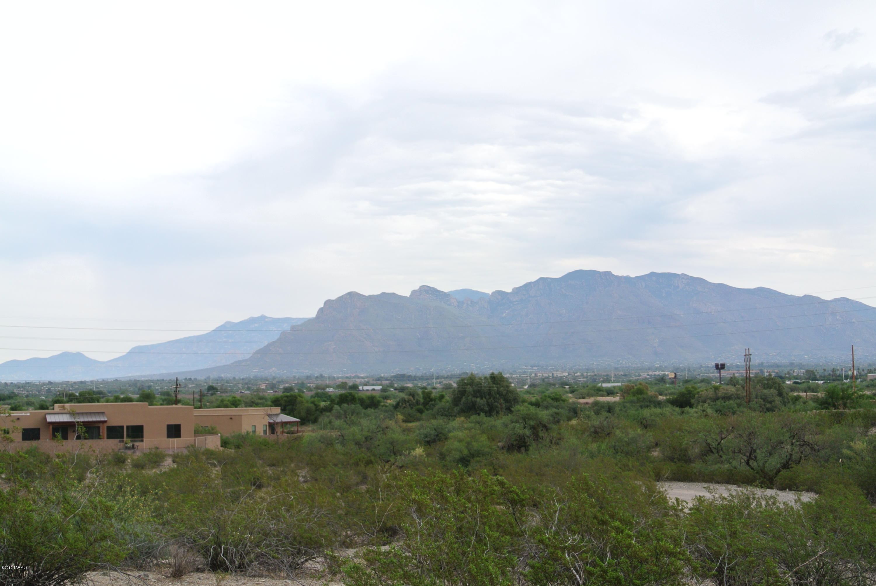 5172 North Silverbell Road Tucson, AZ 85745 - Photo 4 of 7