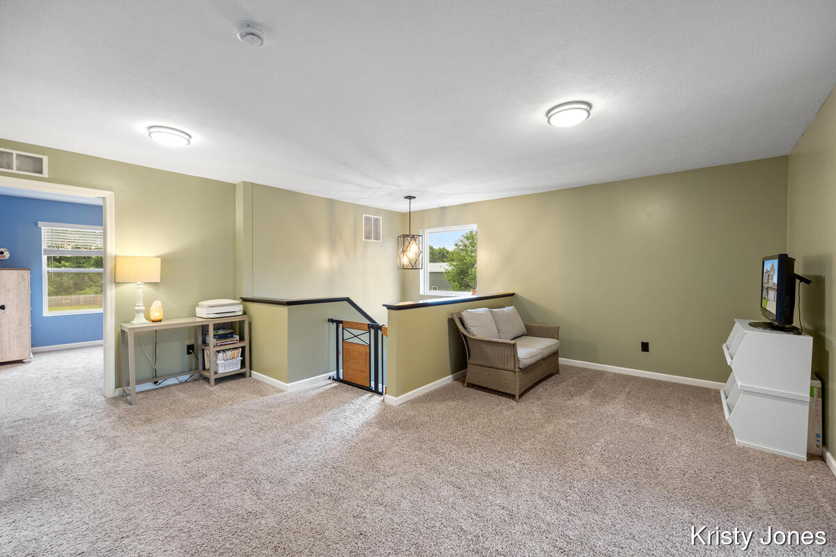 1344 Springview Court Middleville, MI 49333 - Photo 15 of 35 1344-Springview_015