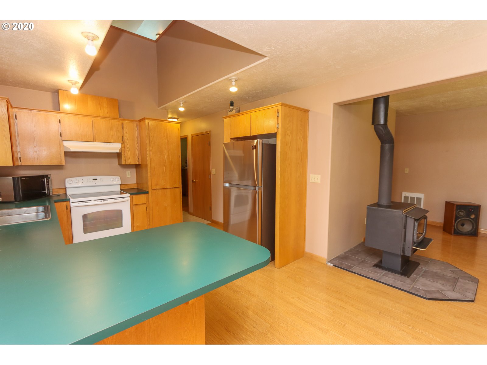 24710 Trask River Road Tillamook, OR 97141 - Photo 10 of 32 Gallery Image 10