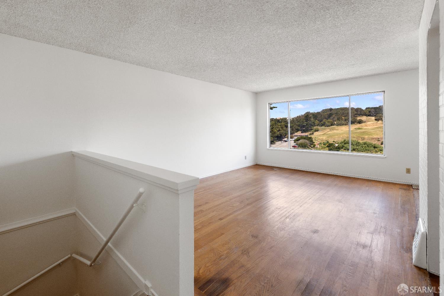 917 Rolph Street San Francisco, CA 94112 - Photo 2 of 13