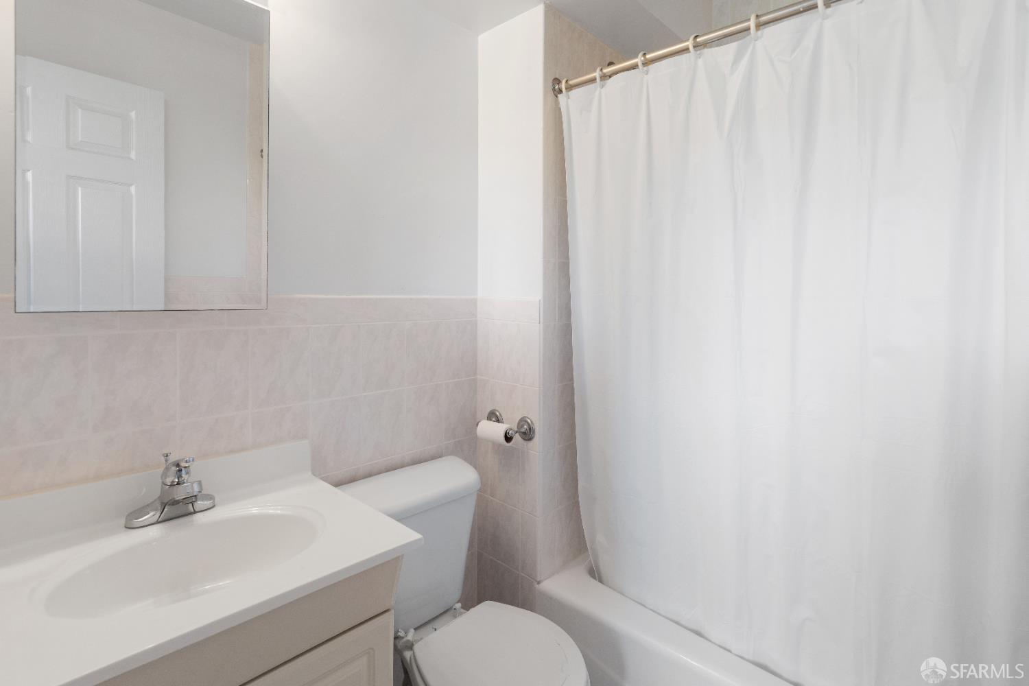 917 Rolph Street San Francisco, CA 94112 - Photo 9 of 13