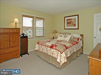 229 Stone Ridge Drive Norristown, PA 19403 - Photo 5 of 6