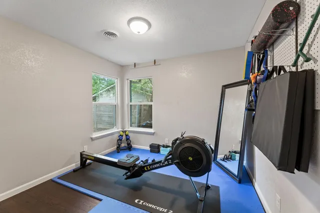 $525,000 | 8405 Rockwood Lane, Austin, TX 78757