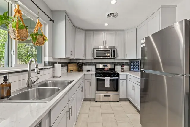 $525,000 | 8405 Rockwood Lane, Austin, TX 78757