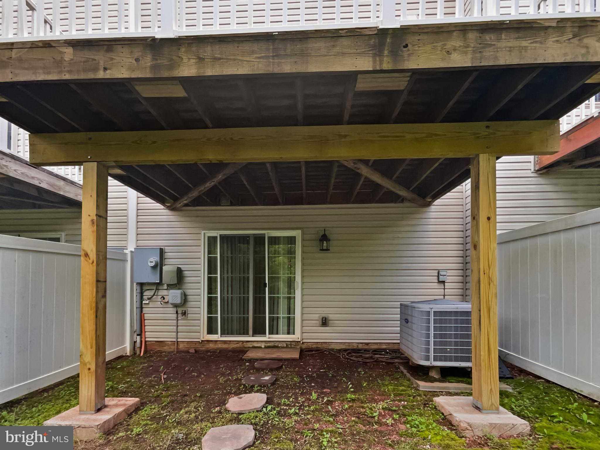 8366 Scotland Loop Manassas, VA 20109 - Photo 7 of 23