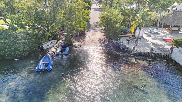 $2,650,000 | 190-192 Harborview Drive, Tavernier, FL 33070