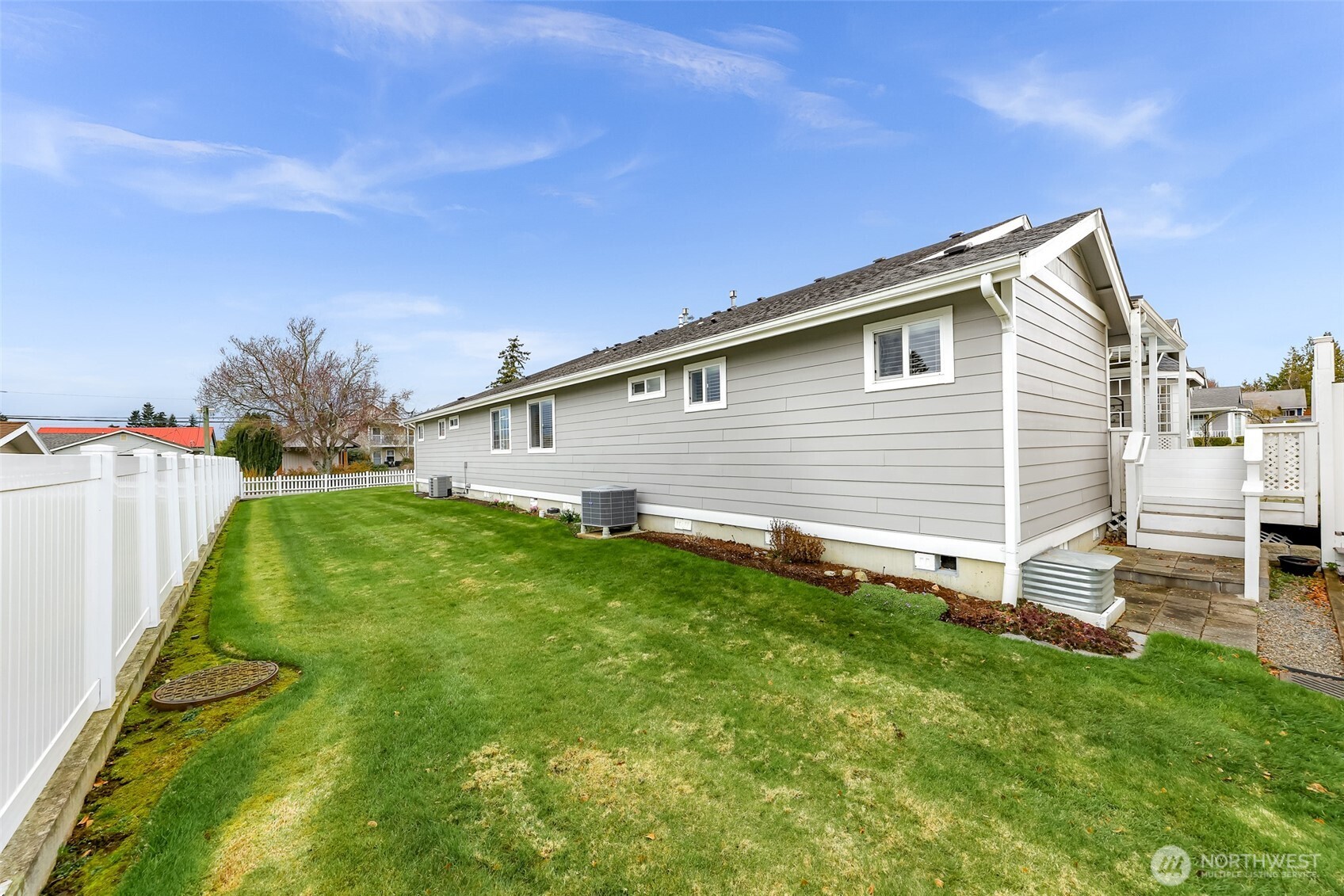 2922 Racine Street Bellingham, WA 98226 - Photo 30 of 32 Gallery Image 30