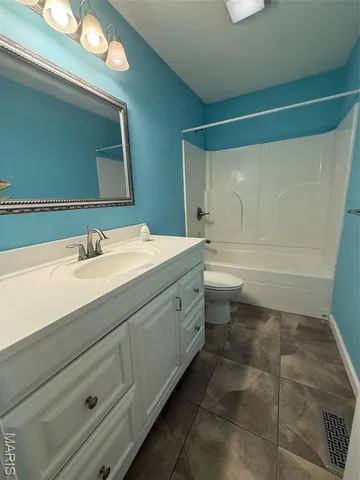 $234,900 | 71 Mimosa Drive, Granite City, IL 62040