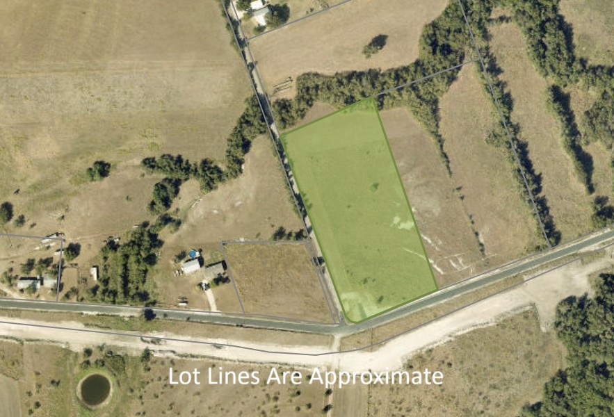 327 County Road 327 Road Granger, TX 76530 - Photo 2 of 6