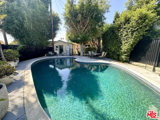 $7,500 | 1246 North Genesee Avenue, West Hollywood, CA 90046