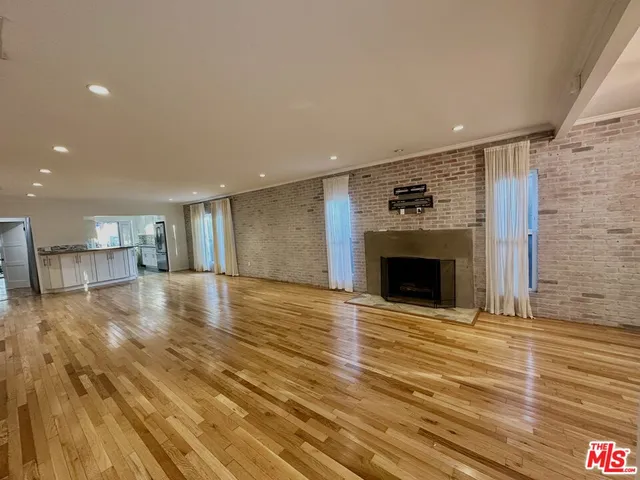 $7,500 | 1246 North Genesee Avenue, West Hollywood, CA 90046