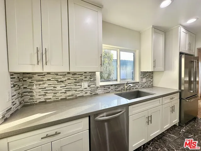 $7,500 | 1246 North Genesee Avenue, West Hollywood, CA 90046