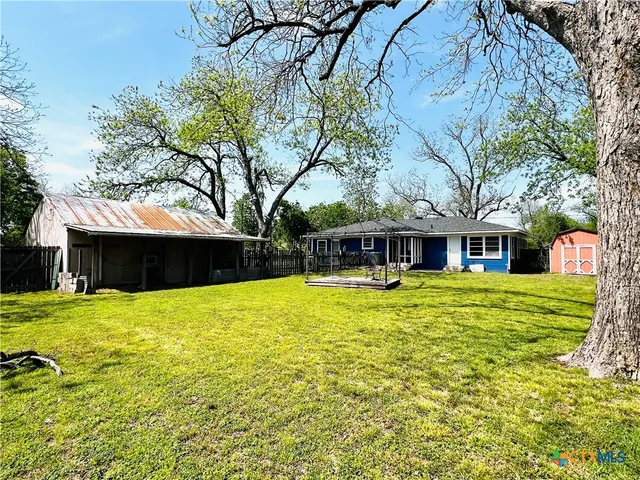$175,000 | 1307 West Main Street, Cameron, TX 76520