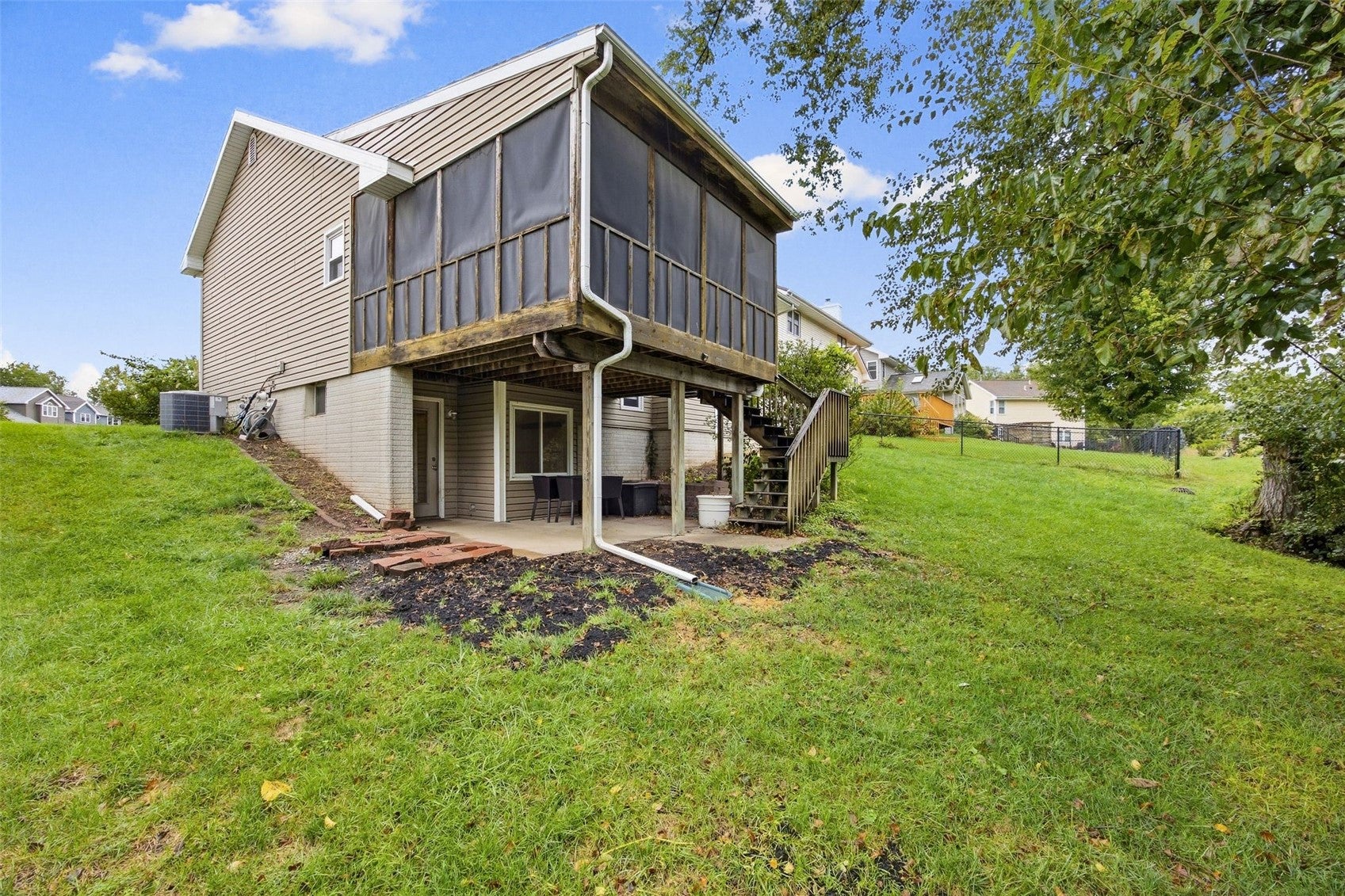 5013 North Willowbend Road Northeast Cedar Rapids, IA 52411 - Photo 19 of 24 Gallery Image 19