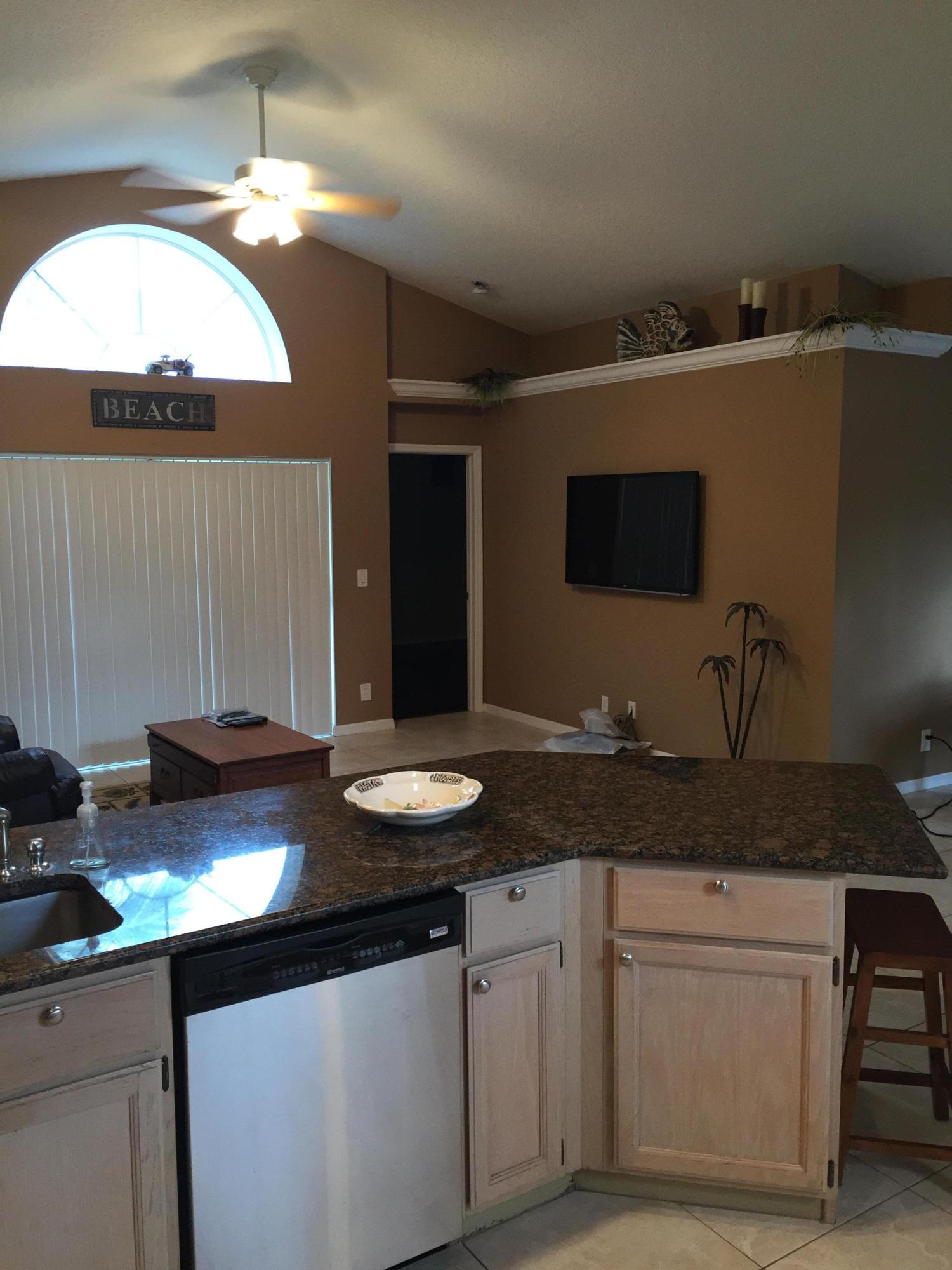 6298 Pompano Street Jupiter, FL 33458 - Photo 12 of 14 image