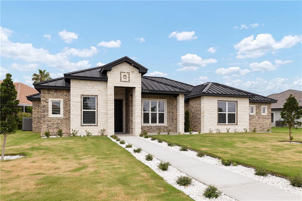 4306 Vida Santa Weslaco, TX 78596 - Photo 2 of 27