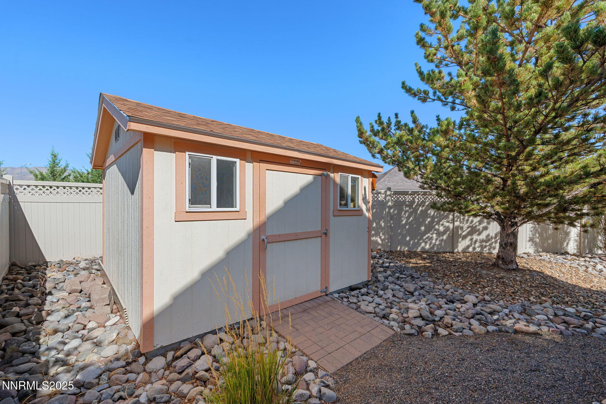 306 San Roma Drive Dayton, NV 89403 - Photo 41 of 46 a backyard of a house