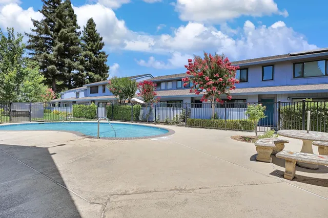 $249,000 | 1370 Dustin Drive, Unit 12, Yuba City, CA 95993