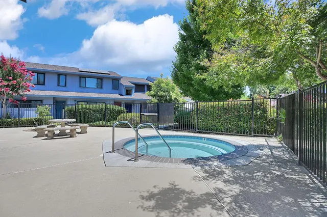 $249,000 | 1370 Dustin Drive, Unit 12, Yuba City, CA 95993