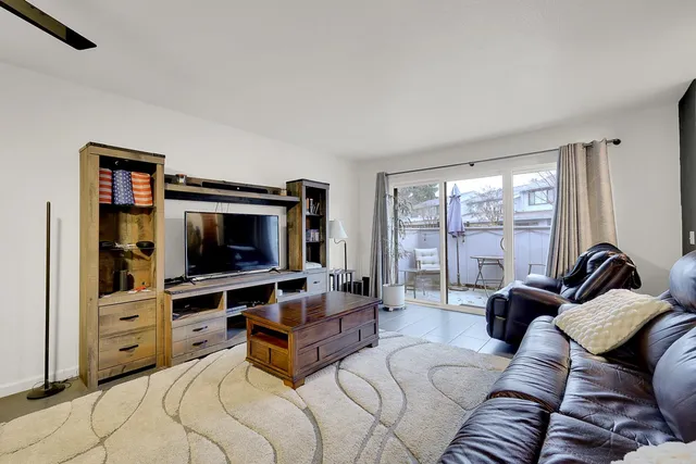 $249,000 | 1370 Dustin Drive, Unit 12, Yuba City, CA 95993