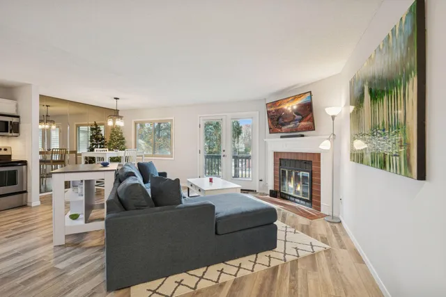 $214,500 | 6982 Langford Court, Edina, MN 55436