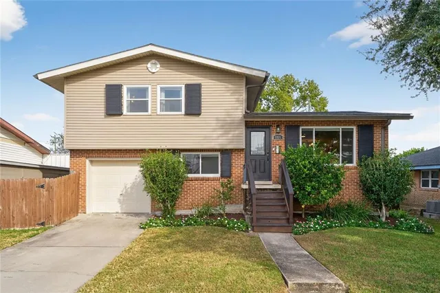 $290,000 | 1821 Riviere Avenue, Metairie, LA 70003