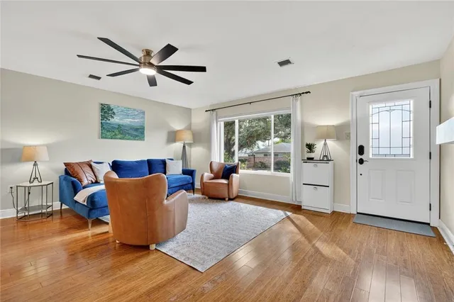 $290,000 | 1821 Riviere Avenue, Metairie, LA 70003