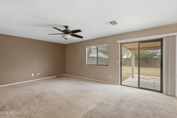 $2,095 | 1704 East Renegade Trail, San Tan Valley, AZ 85143
