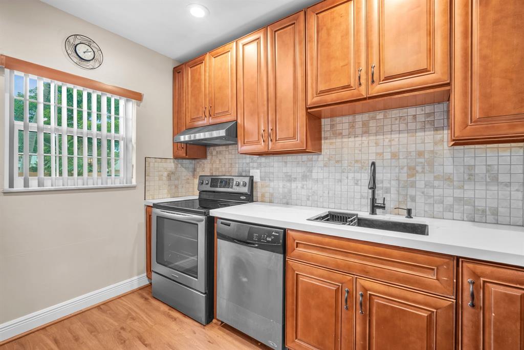 3656 Citrus Trace, Unit 4 Fort Lauderdale, FL 33328 - Photo 9 of 45