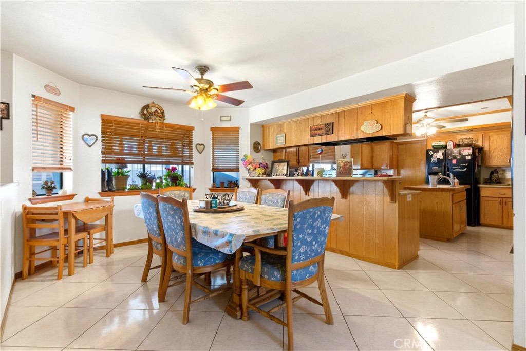 11468 Kiowa Road Apple Valley, CA 92308 - Photo 31 of 73