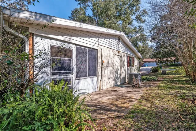 $249,900 | 560 East Country Club Drive, Williston, FL 32696