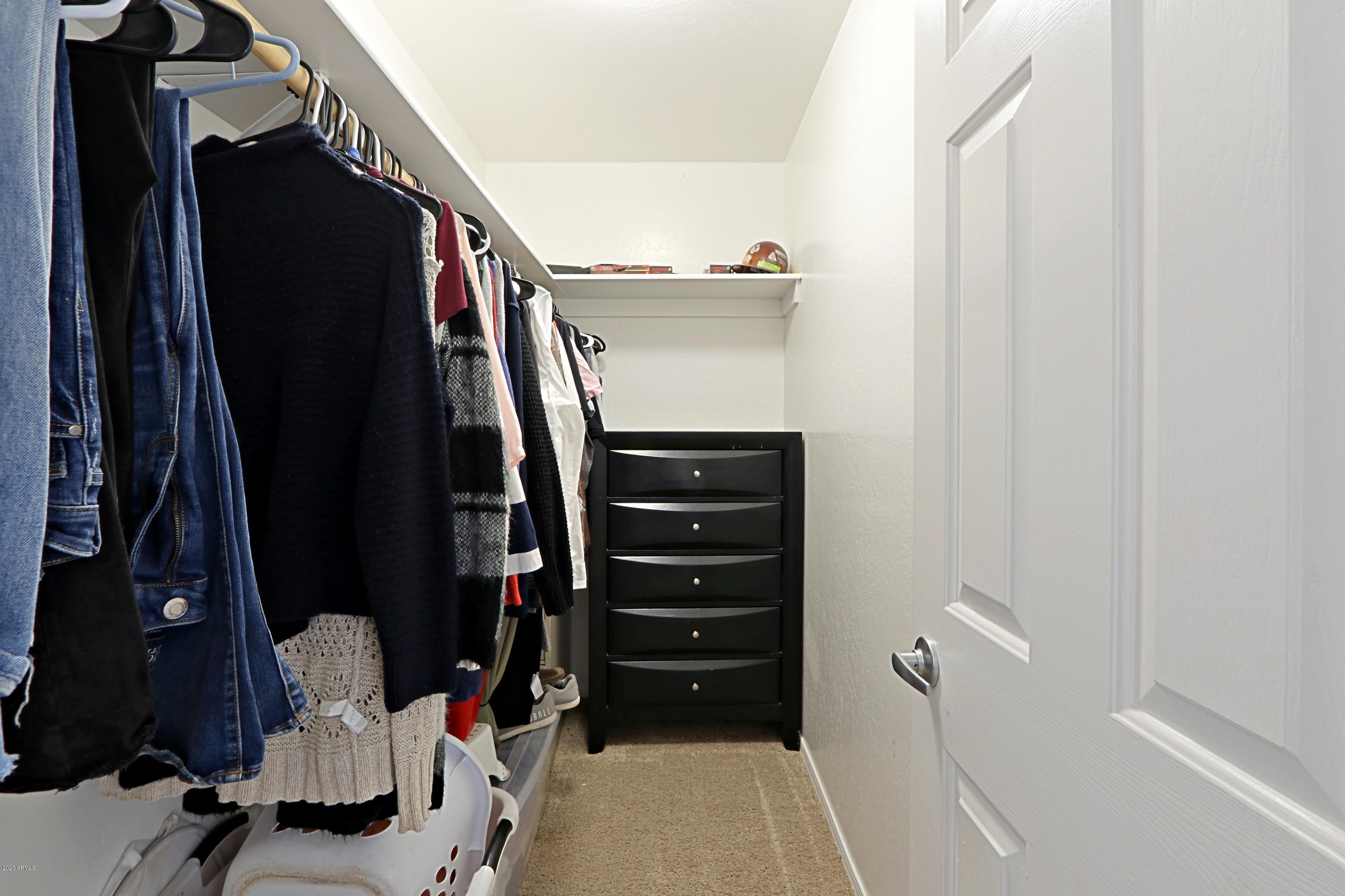 923 East Joy Ranch Road Phoenix, AZ 85086 - Photo 27 of 70 Master Closet