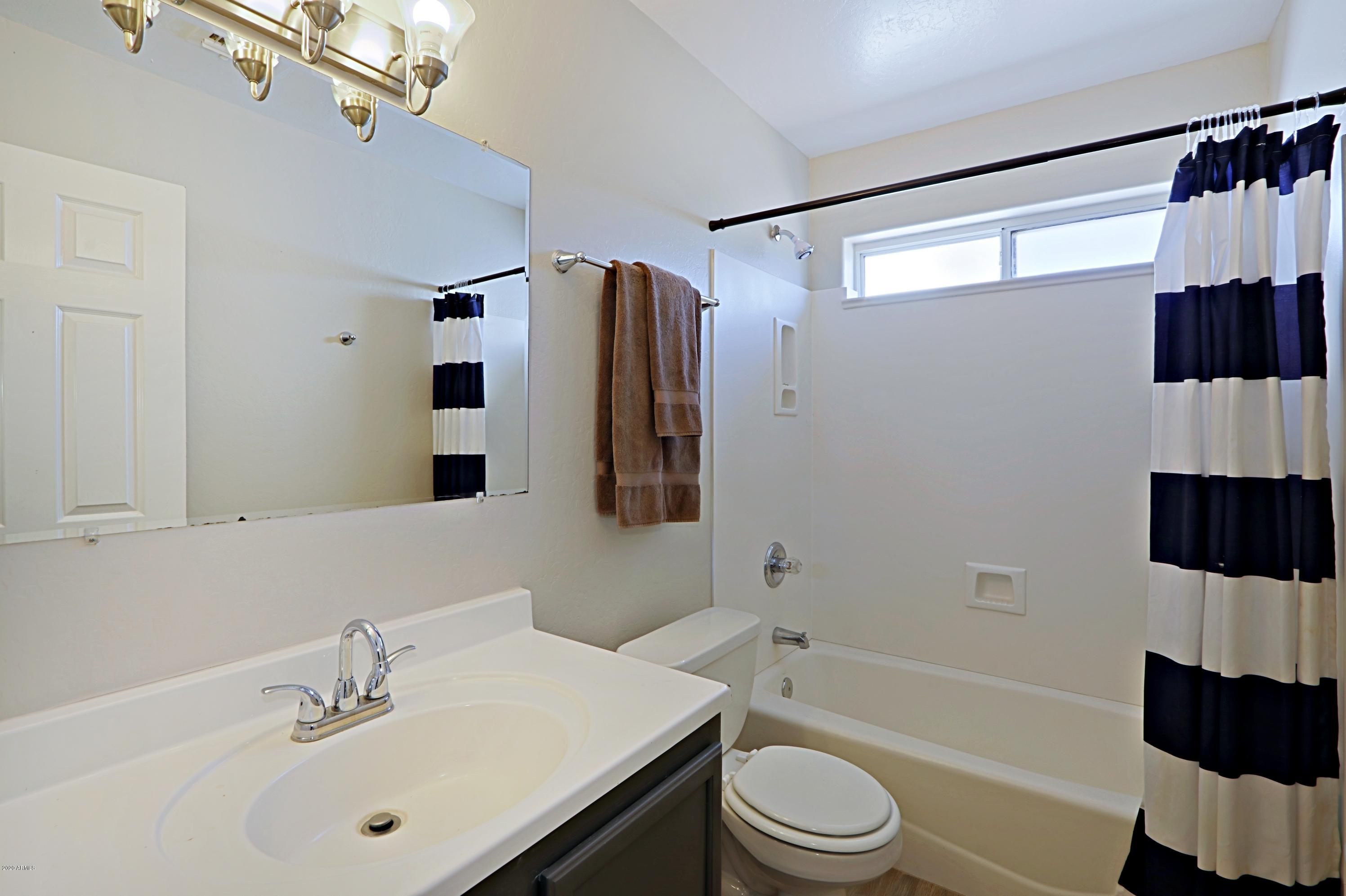 923 East Joy Ranch Road Phoenix, AZ 85086 - Photo 32 of 70 3rd Bath 1