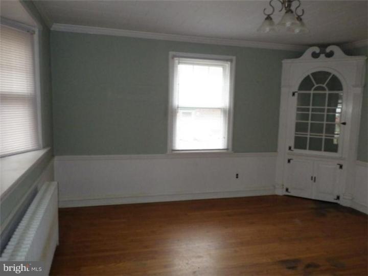 722 Ellis Road Willow Grove, PA 19090 - Photo 3 of 12 Gallery Image 3