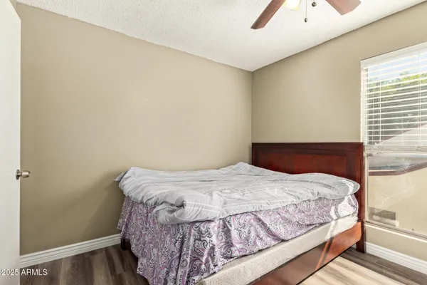 $2,100 | 501 East Topeka Drive, Phoenix, AZ 85024