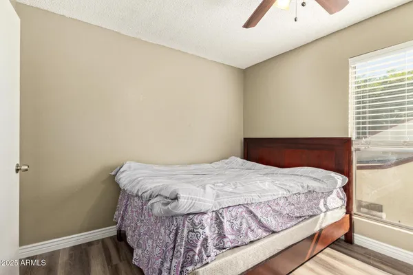 $1,999 | 501 East Topeka Drive, Phoenix, AZ 85024