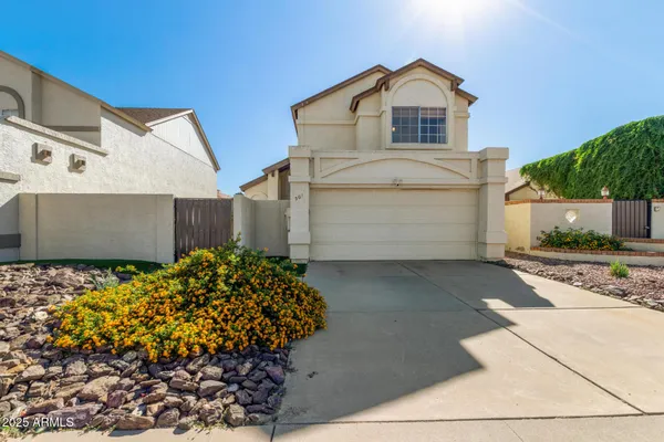 $1,999 | 501 East Topeka Drive, Phoenix, AZ 85024