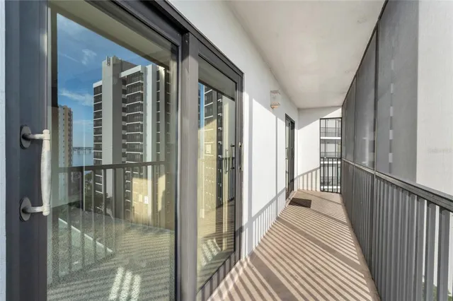 $689,000 | 1920 Virginia Avenue, Unit 902, Fort Myers, FL 33901