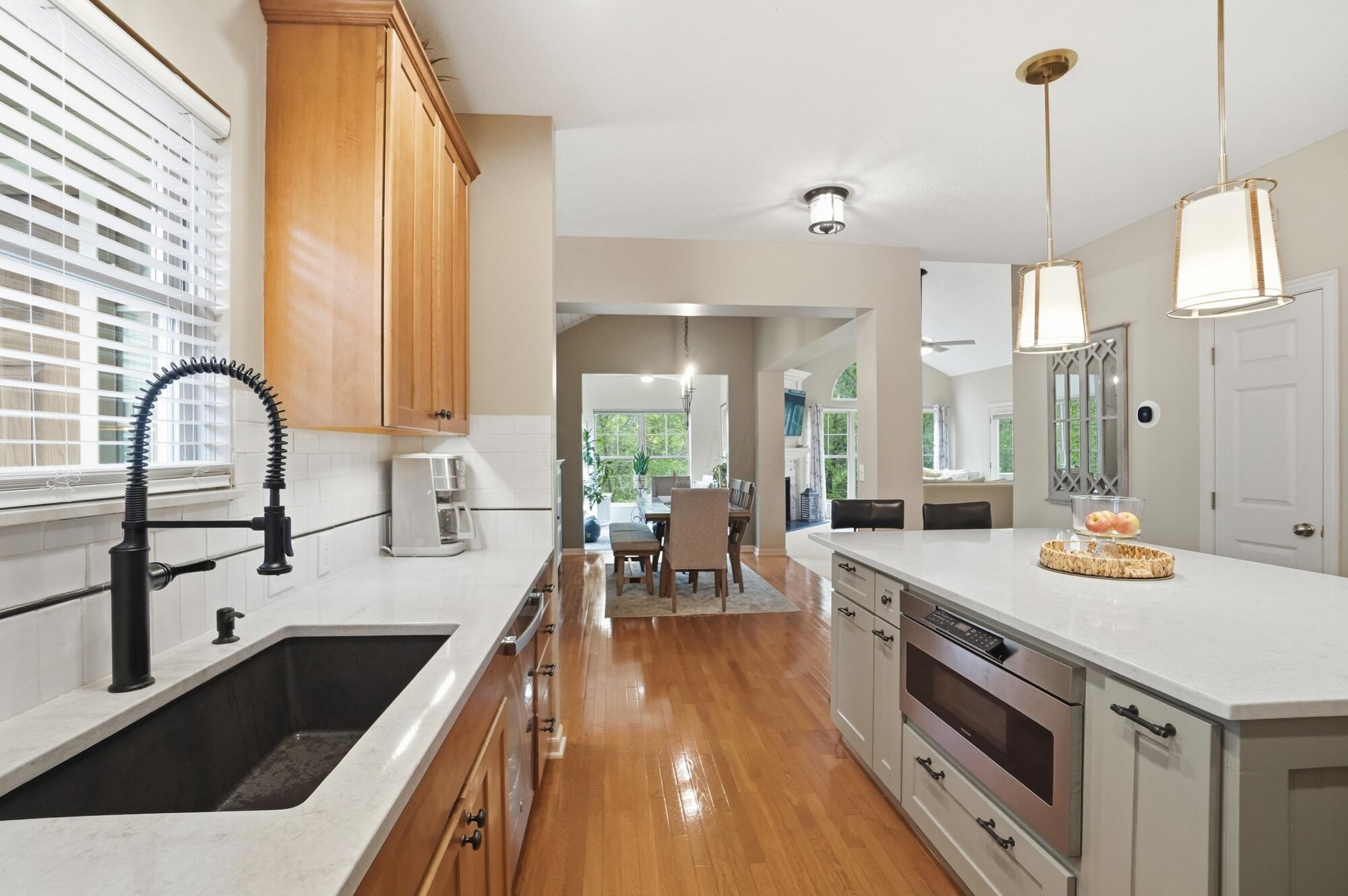 1167 Cross Creeks Ridge Pickerington, OH 43147 - Photo 22 of 91 Kitchen