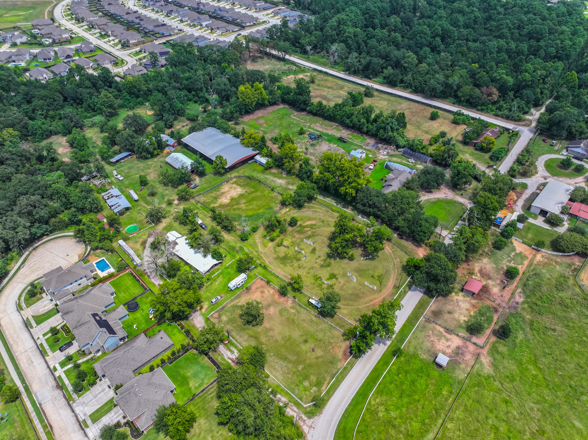 25635 Hufsmith Cemetery Road Tomball, TX 77375 - Photo 16 of 50 a view of a garden with plants