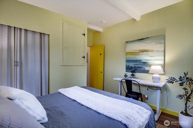 $668,000 | 14043 Burke Avenue North, Seattle, WA 98133