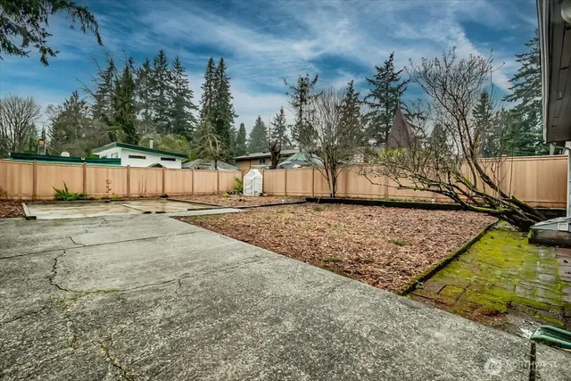 $668,000 | 14043 Burke Avenue North, Seattle, WA 98133
