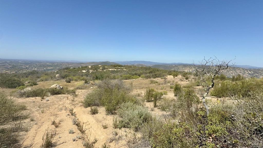 0 Vía Ladera Fallbrook, CA 92028 - Photo 12 of 37