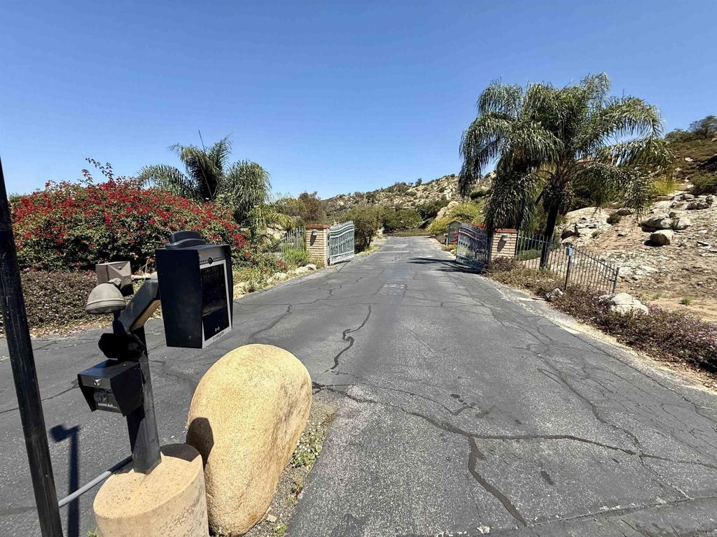 0 Vía Ladera Fallbrook, CA 92028 - Photo 15 of 37