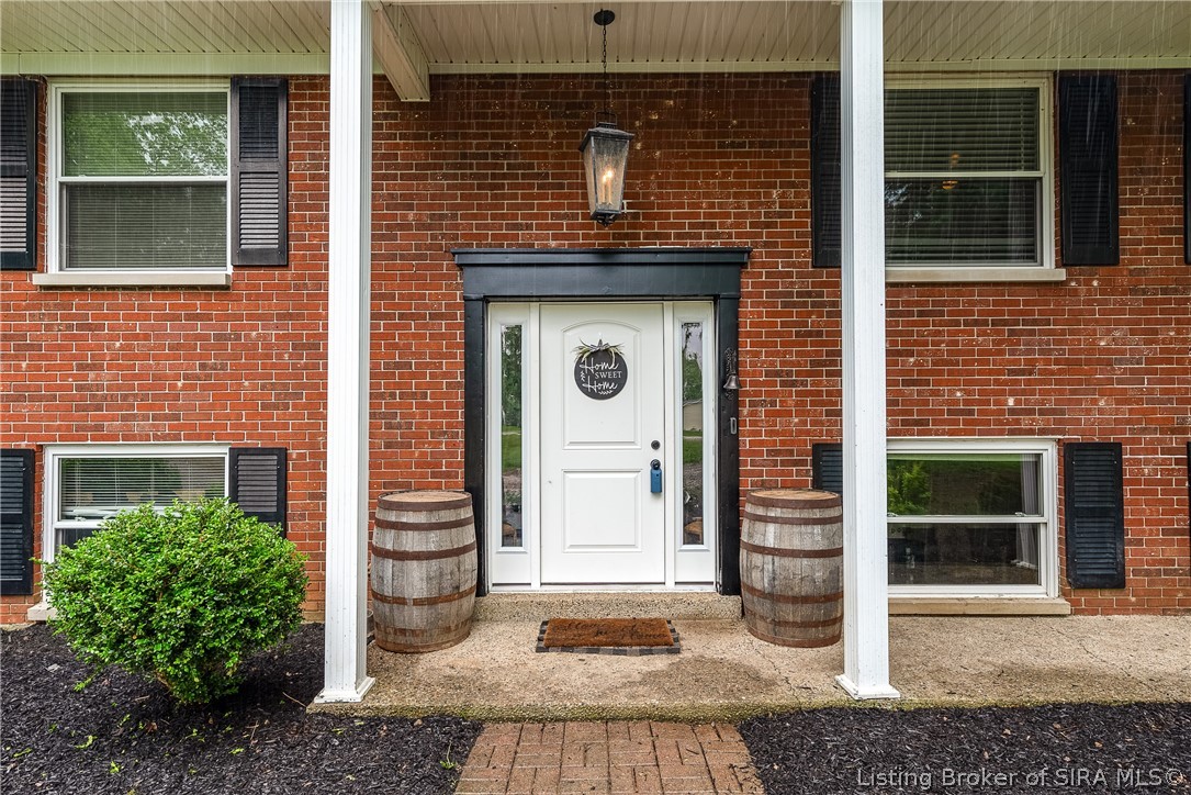 11481 Losson Road Pekin, IN 47165 - Photo 2 of 45 Gallery Image 2