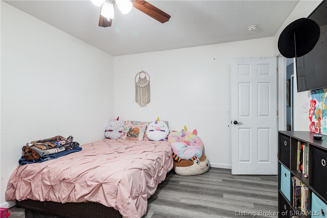 11481 Losson Road Pekin, IN 47165 - Photo 21 of 45 Gallery Image 21