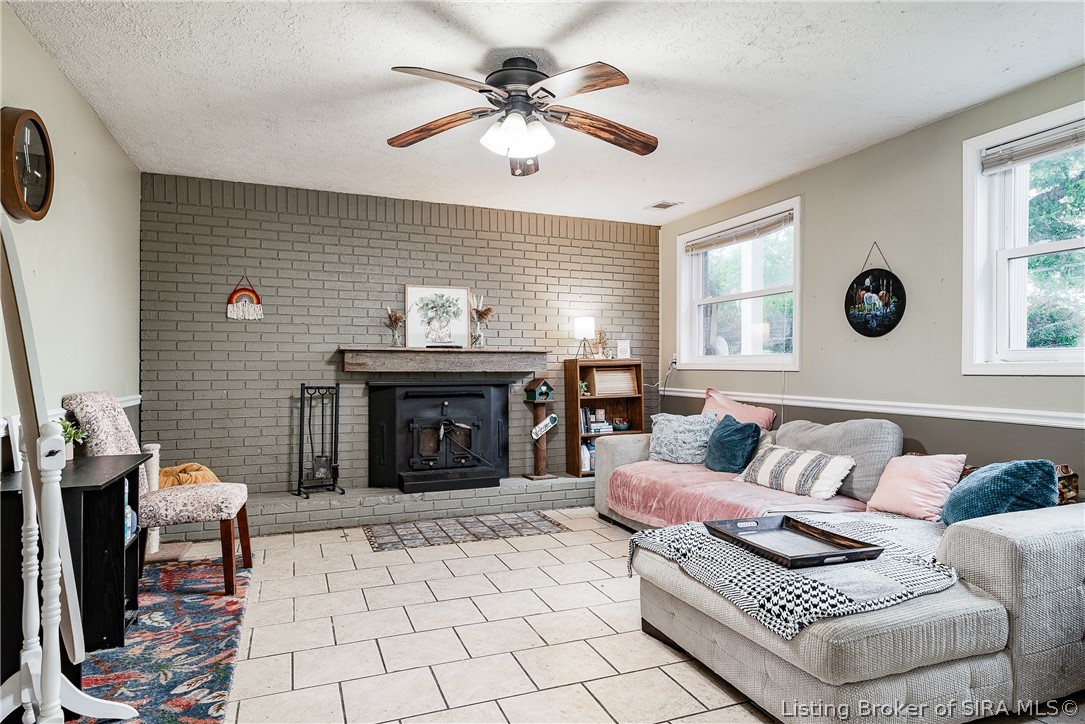 11481 Losson Road Pekin, IN 47165 - Photo 25 of 45 Gallery Image 25